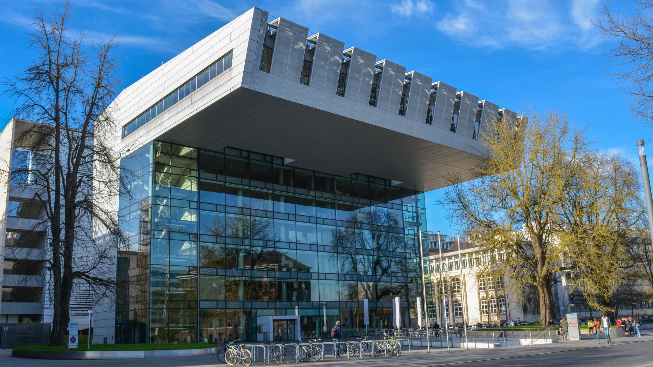 RWTH Aachen University